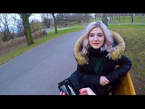 ❤️ Swallows sperma e nxehtë e një të huaji për para - blowjob në park nga Eva Elfie ️ Porno tek ne ☑